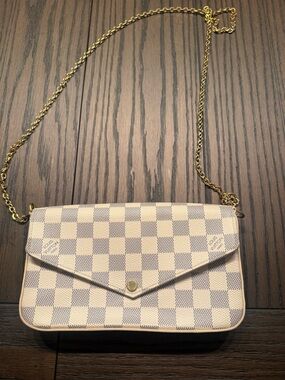 Authentic Louis Vuitton Damier Azur Felicie Pochette